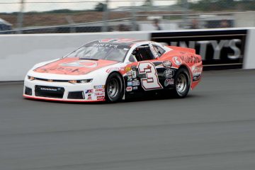 NELLES CORNERS, ON - Seot 28 2019:  at the Pinty's Fall Brawl at Jukasa Motor Speedway on Sep 28, 2019 in Nelles Corners, Ontario, Canada. (Photo by Matthew Murnaghan/NASCAR)
